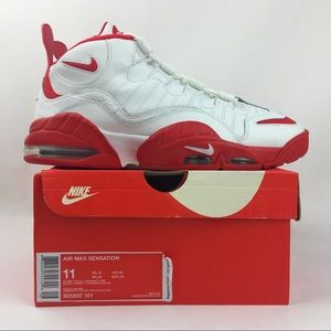 Nike AirMax Sensation Chris Webber Basketball Shoe